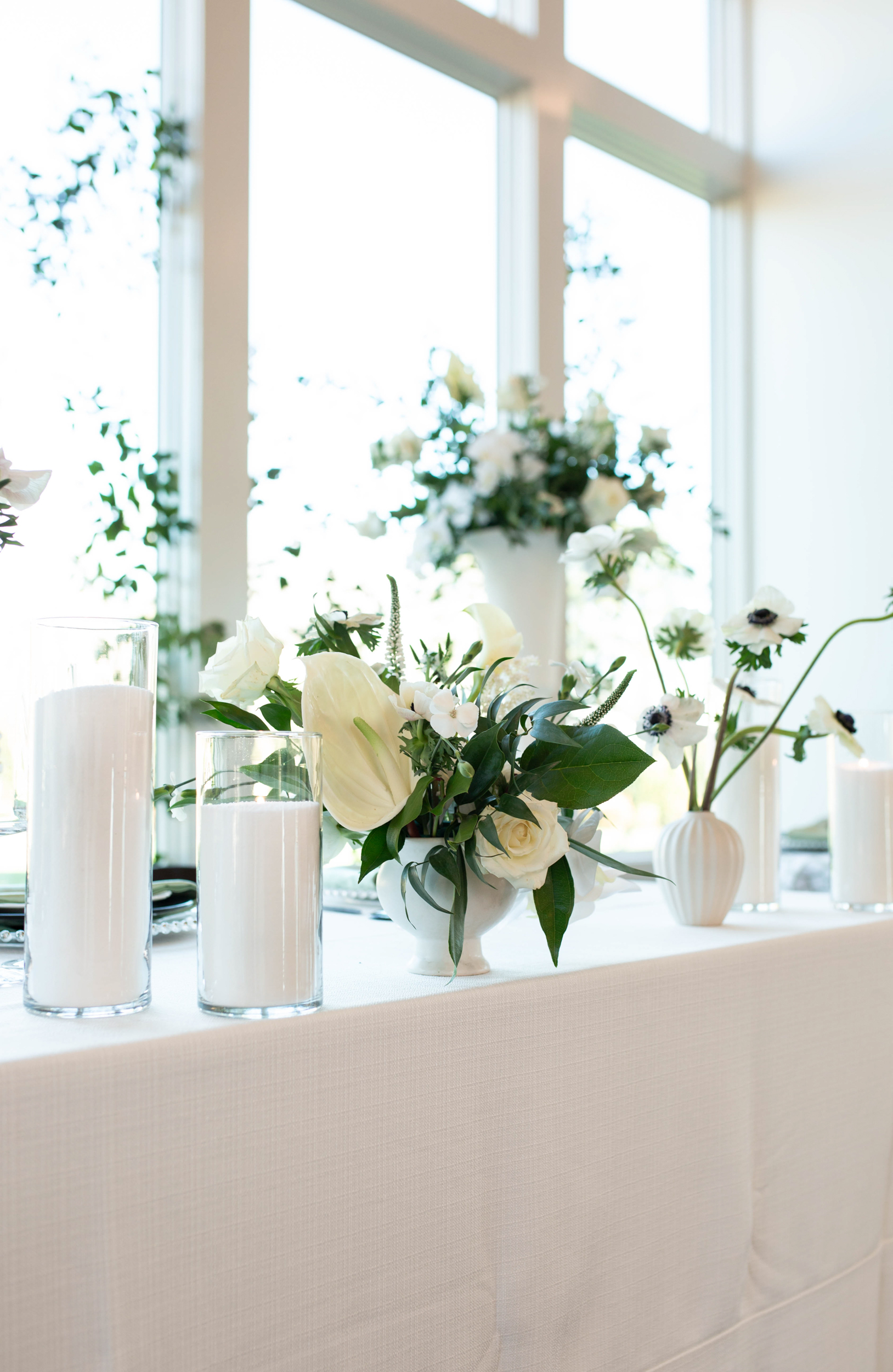 Green and white wedding florals by Heritage Floral Designs by Magdalena Stefanek Photography.
